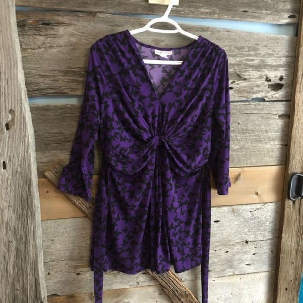 MOTHERHOOD Maternity size Med Purple babydoll top with black butterflies